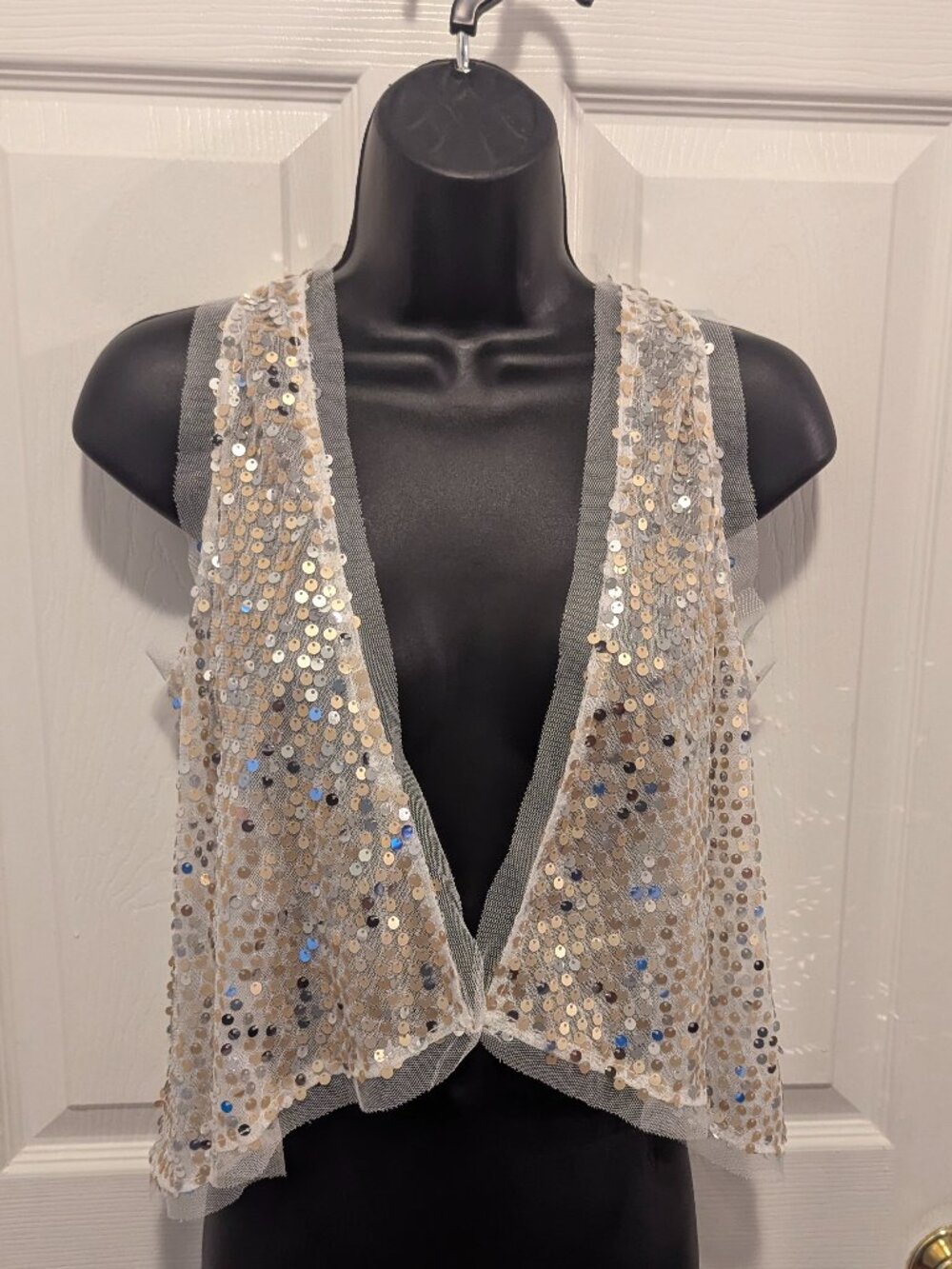 Beautees sequin vest - M